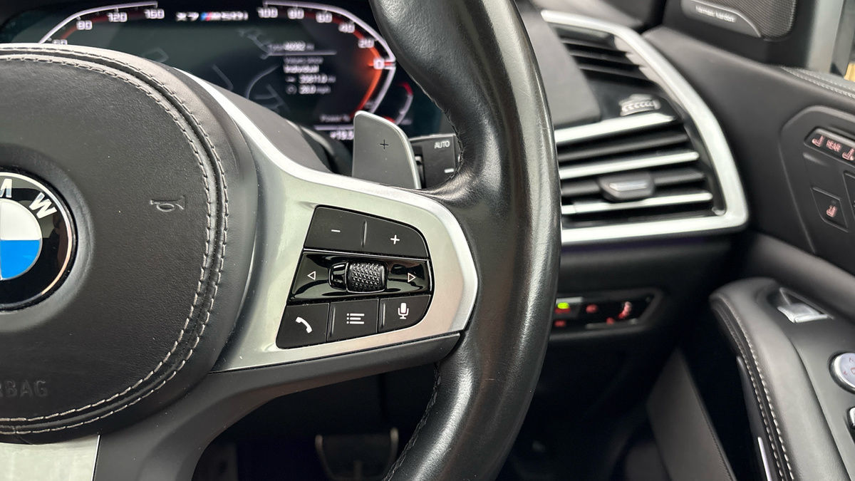 BMW X7 Image 14