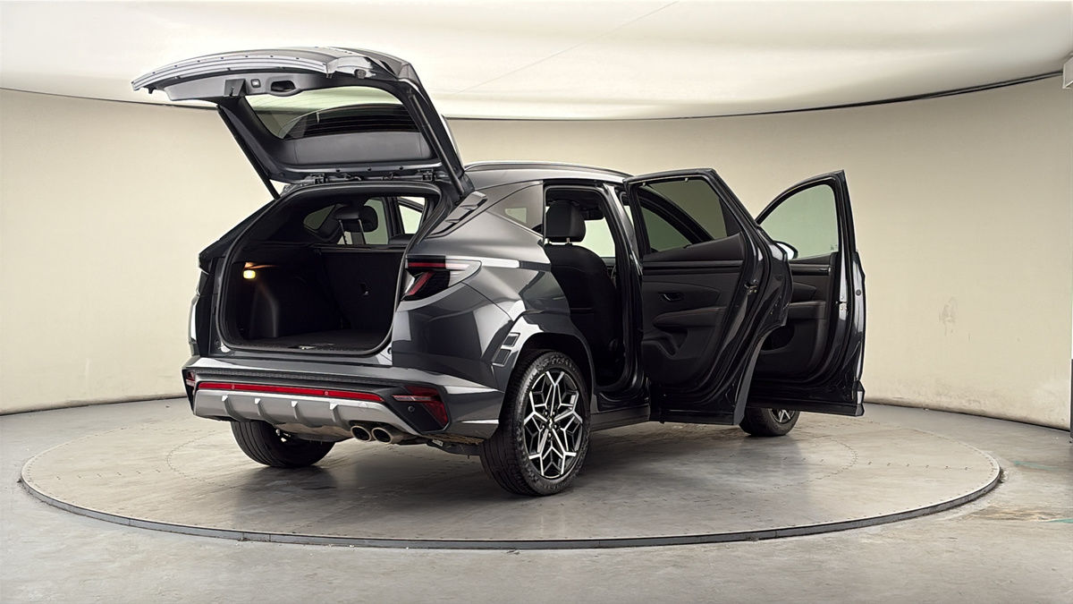 More views of Hyundai TUCSON