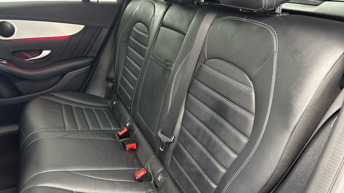 Mercedes-Benz GLC Image 8