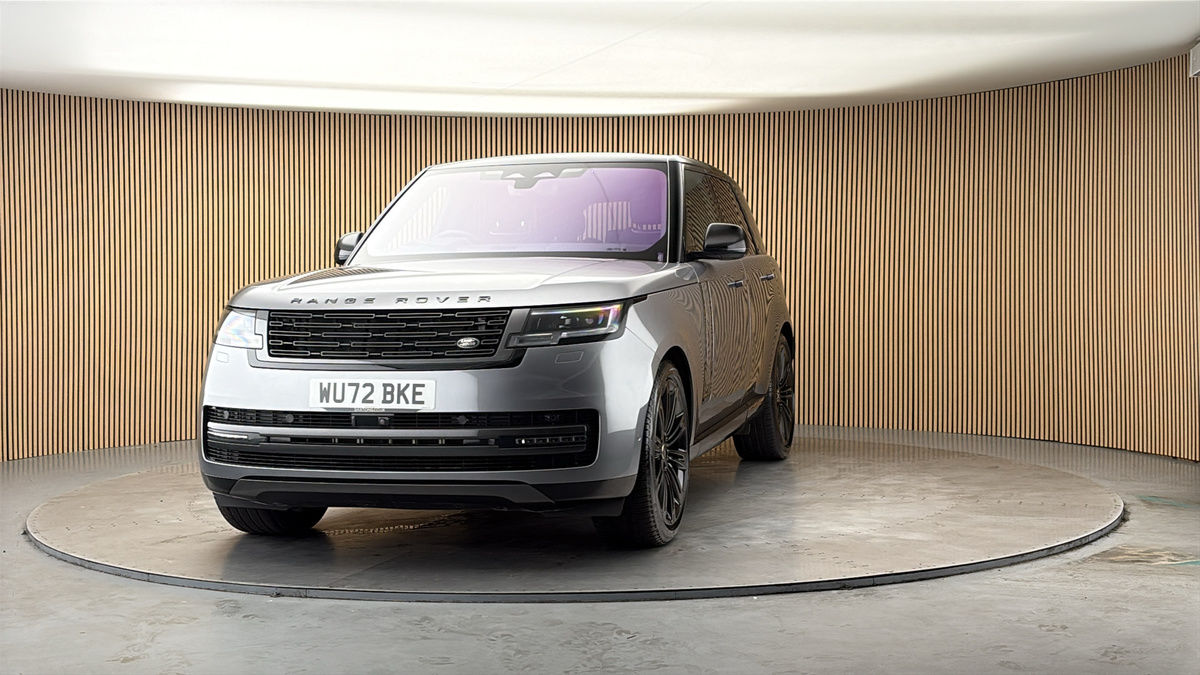 More views of Land Rover Range Rover