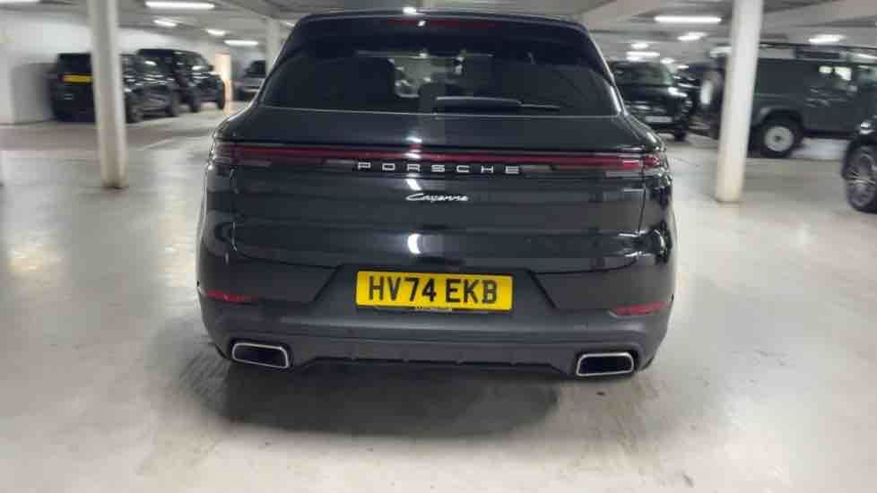 More views of Porsche Cayenne