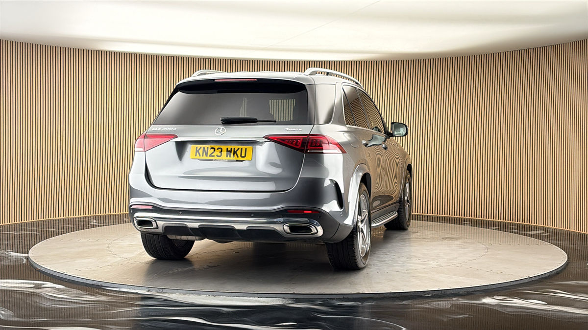 More views of Mercedes-Benz GLE