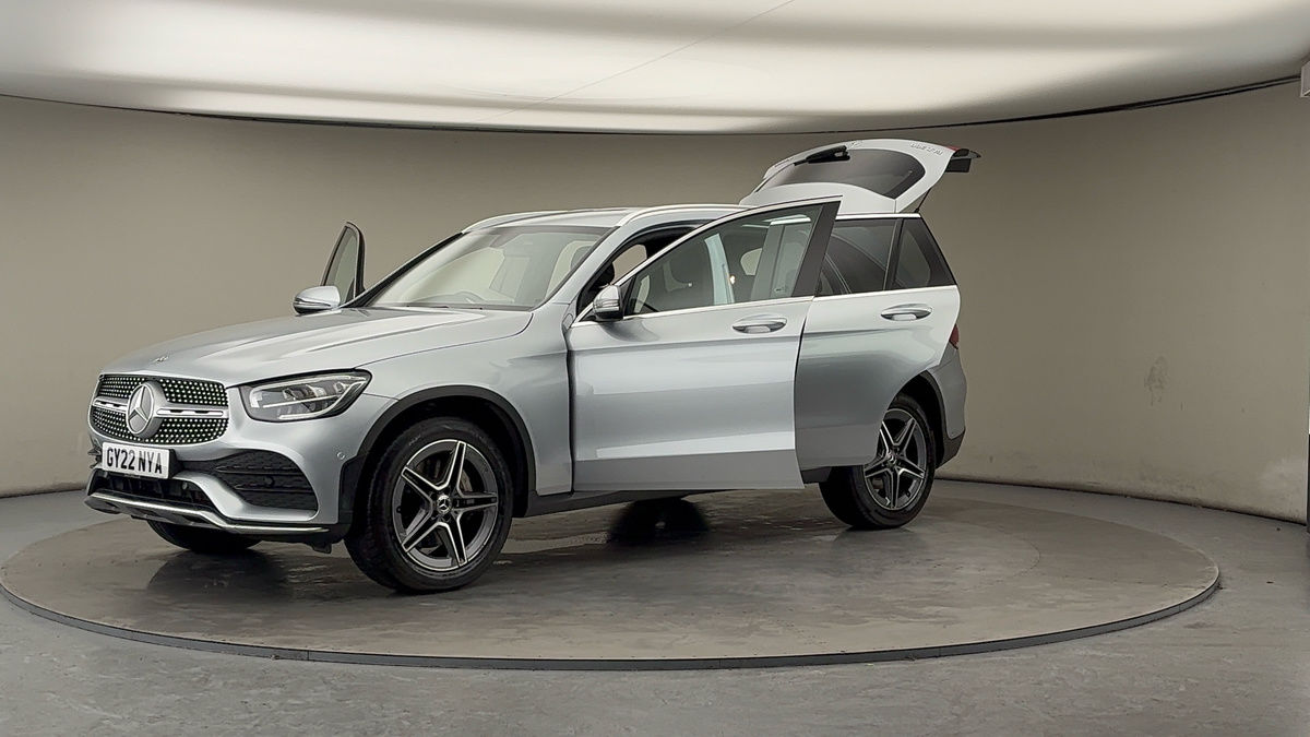 Mercedes-Benz GLC Image 22