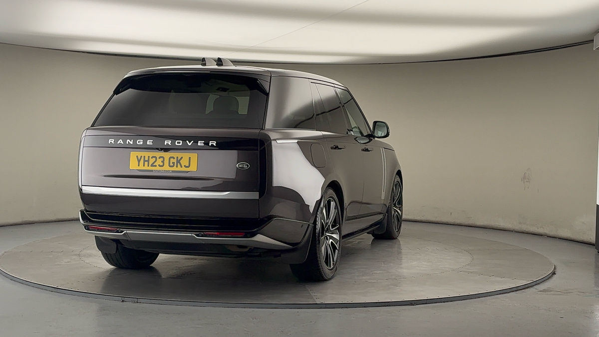 More views of Land Rover Range Rover