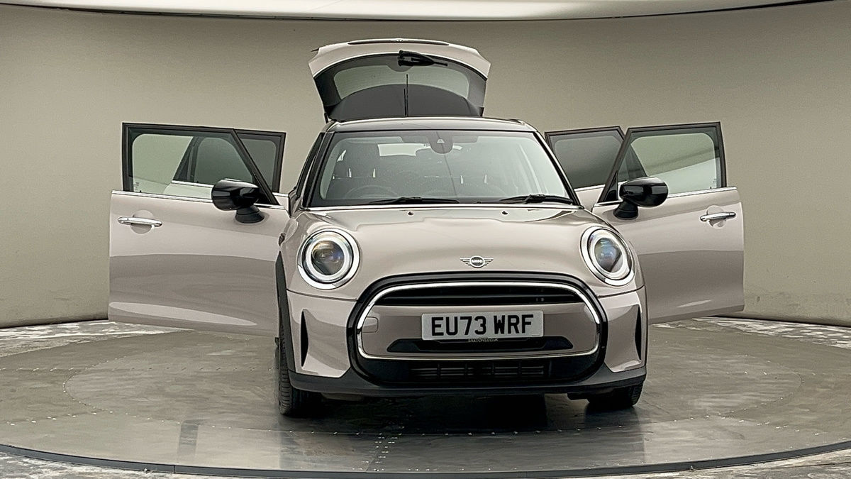 More views of MINI Hatch