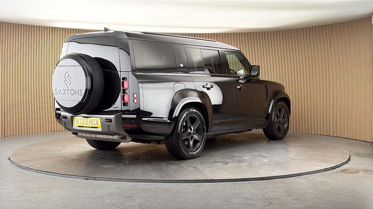 More views of Land Rover Defender 130