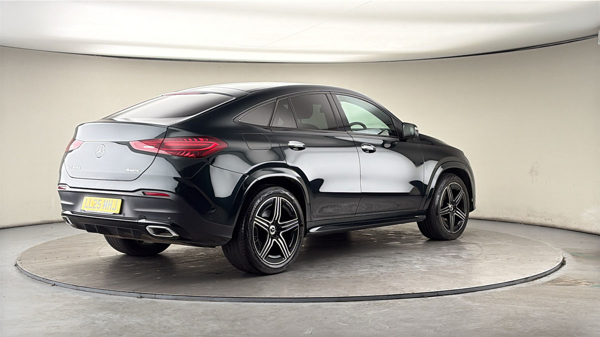 More views of Mercedes-Benz GLE