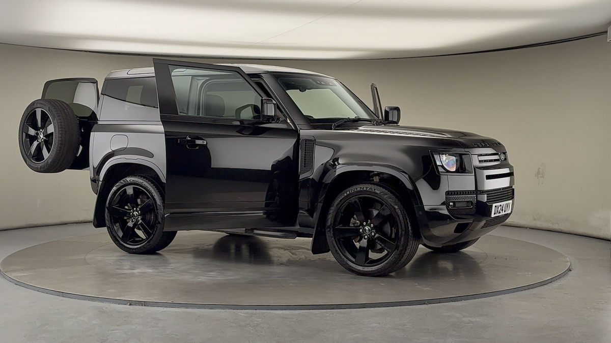 More views of Land Rover Defender 90