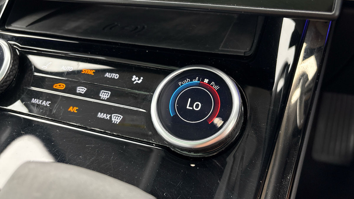 Land Rover Range Rover Sport Image 29