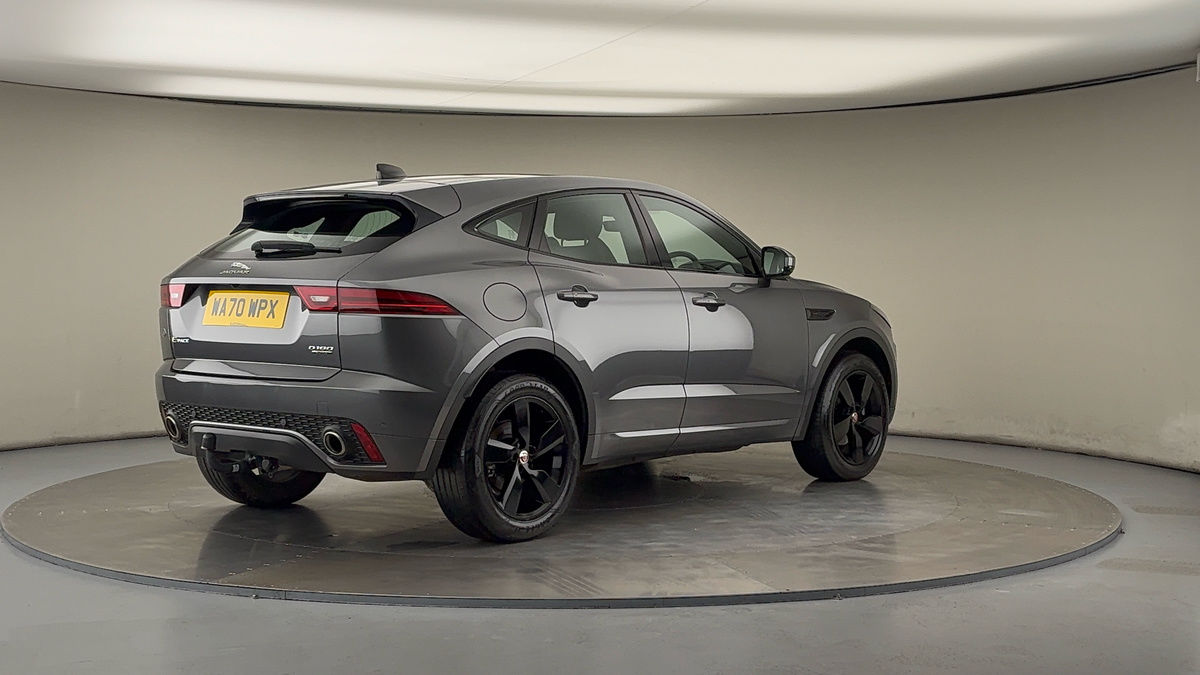 Jaguar E-PACE Image 21