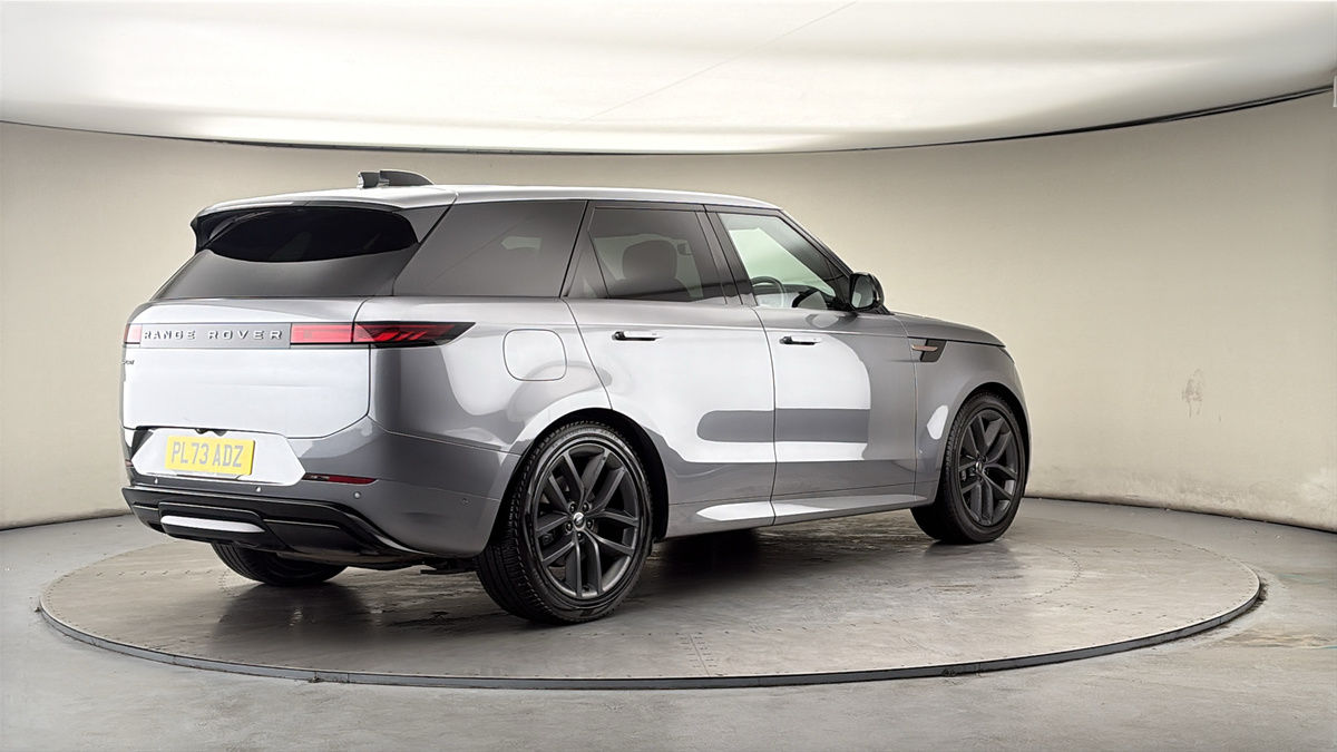 Land Rover Range Rover Sport Image 21