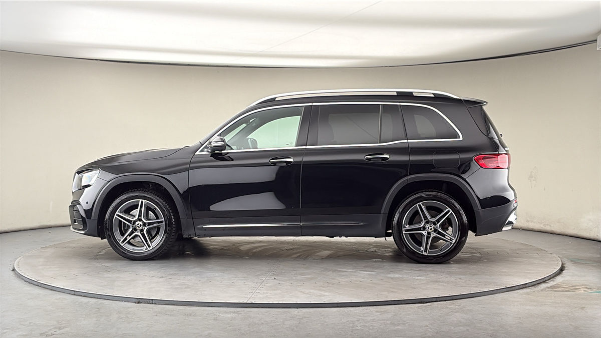 More views of Mercedes-Benz GLB