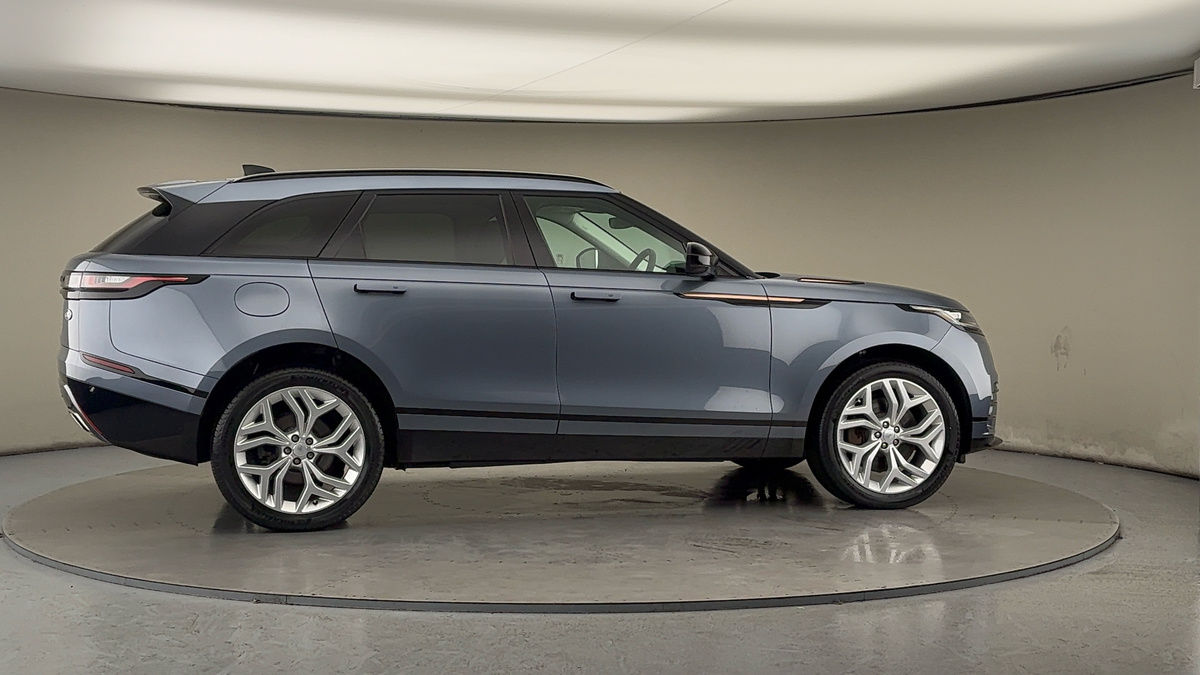 More views of Land Rover Range Rover Velar