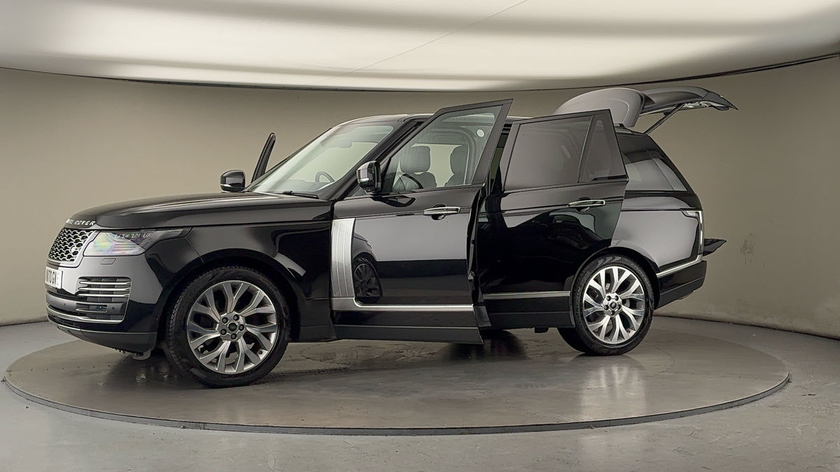 More views of Land Rover Range Rover