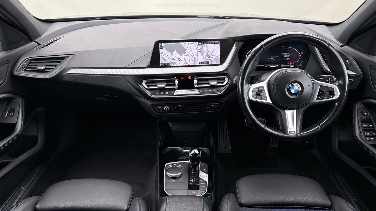 BMW 1 Series Image 12