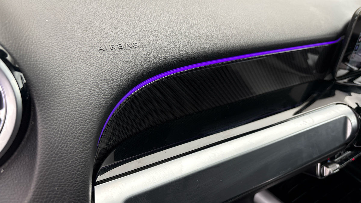 Mercedes-Benz GLB Image 30