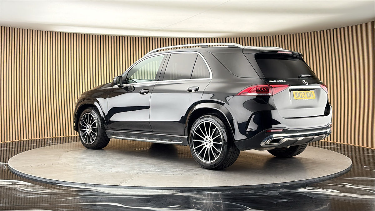 More views of Mercedes-Benz GLE