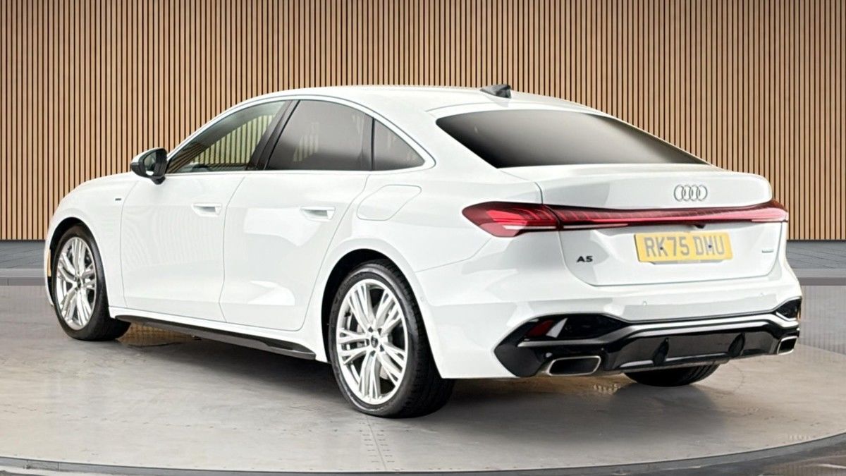 Audi A5 Image 2