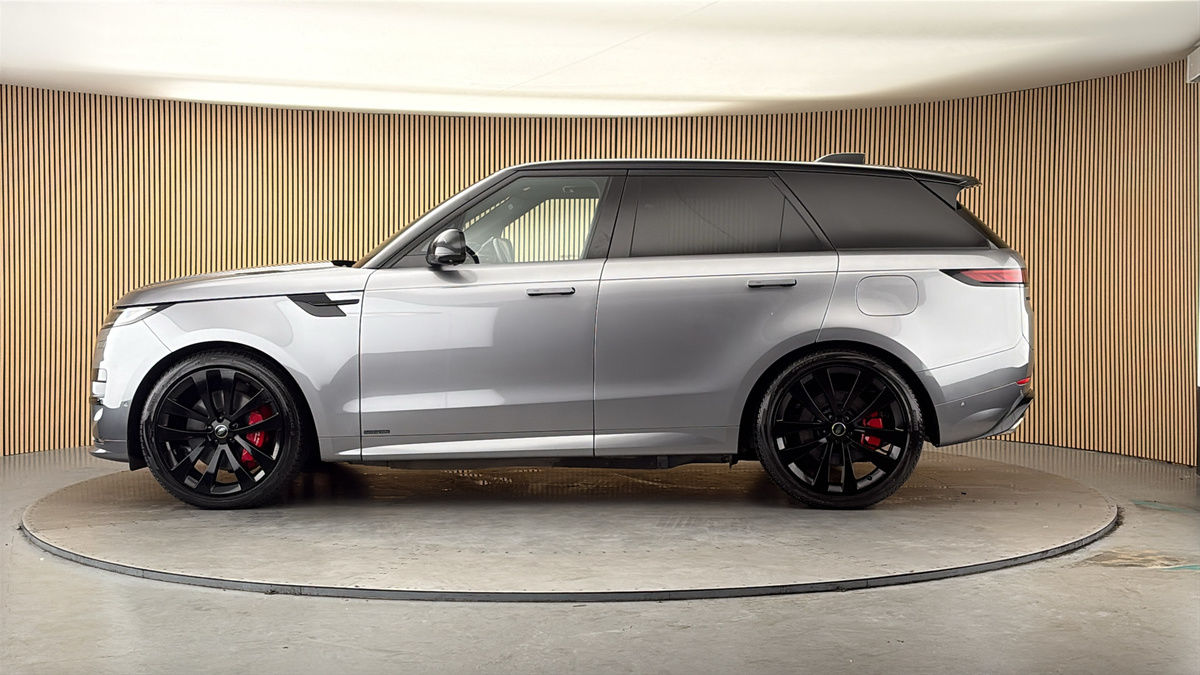 Land Rover Range Rover Sport Image 15
