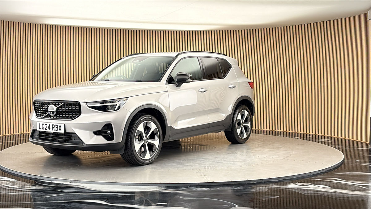 More views of Volvo XC40