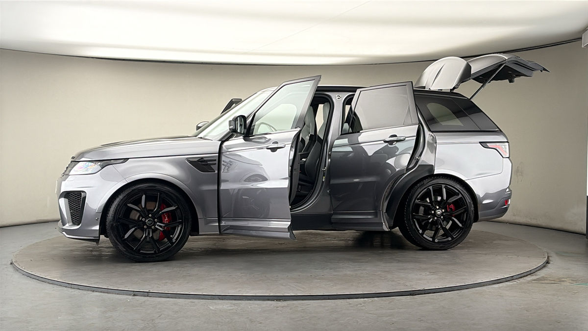 More views of Land Rover Range Rover Sport