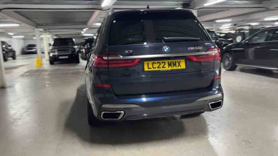 More views of BMW X7