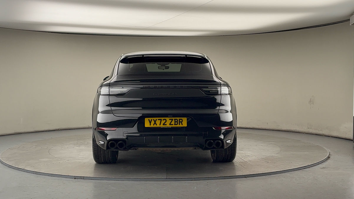 Porsche Cayenne Image 4