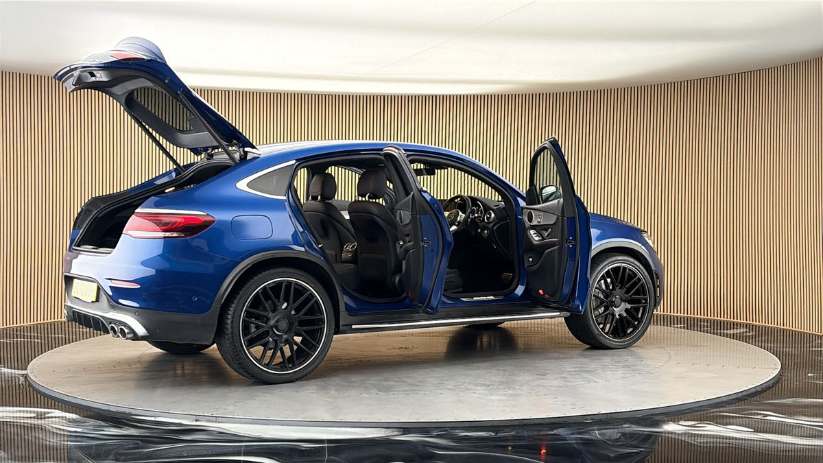 More views of Mercedes-Benz GLC