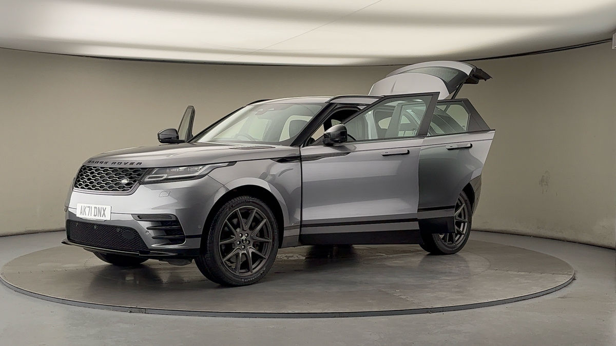Land Rover Range Rover Velar Image 22