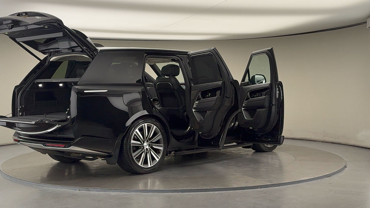 More views of Land Rover Range Rover