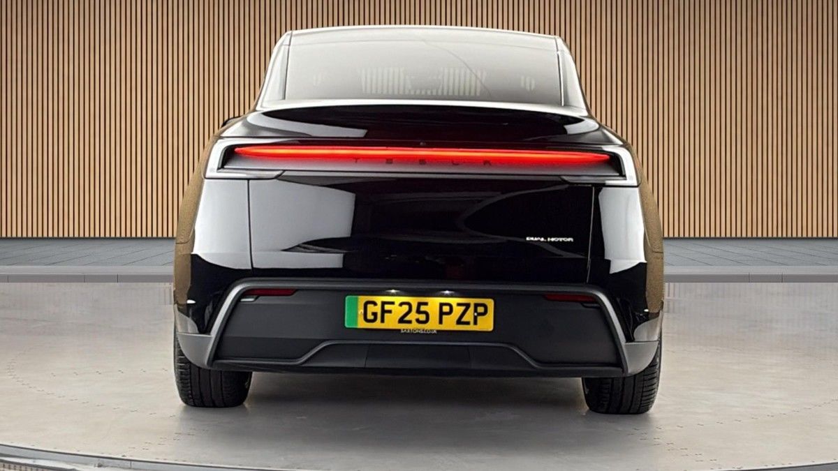Tesla Model Y Image 4