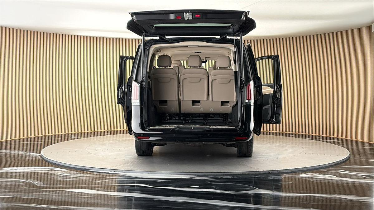 More views of Mercedes-Benz V Class