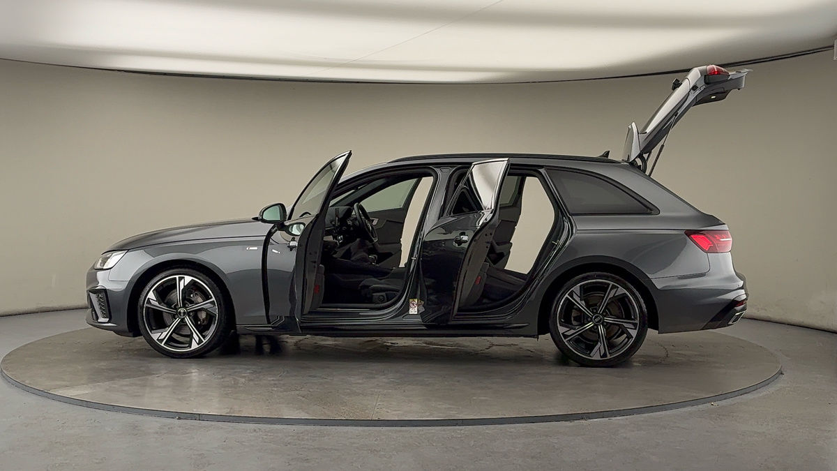 More views of Audi A4 Avant