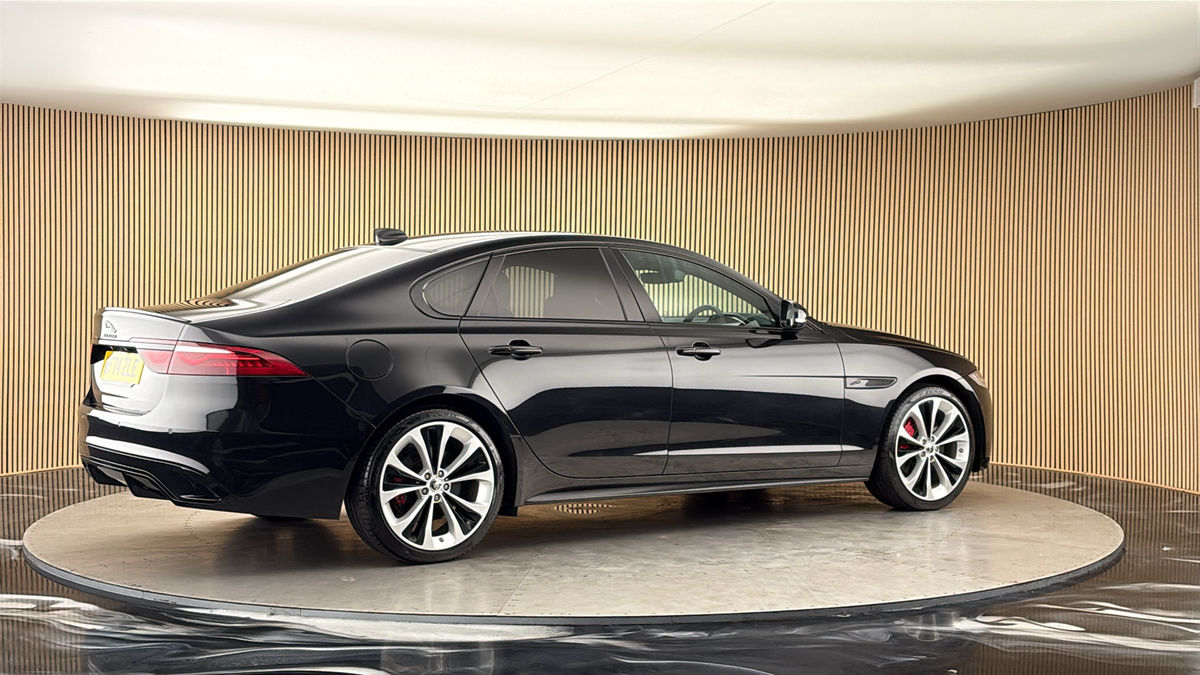 More views of Jaguar XF