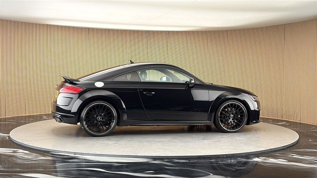 More views of Audi TTS