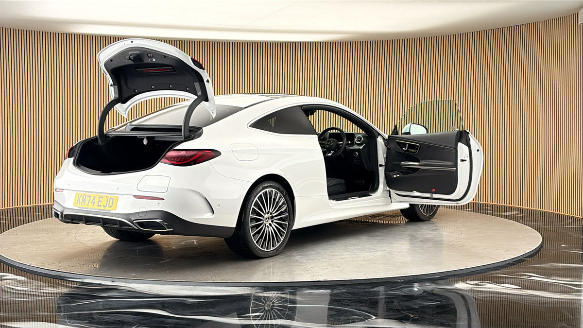 More views of Mercedes-Benz CLE