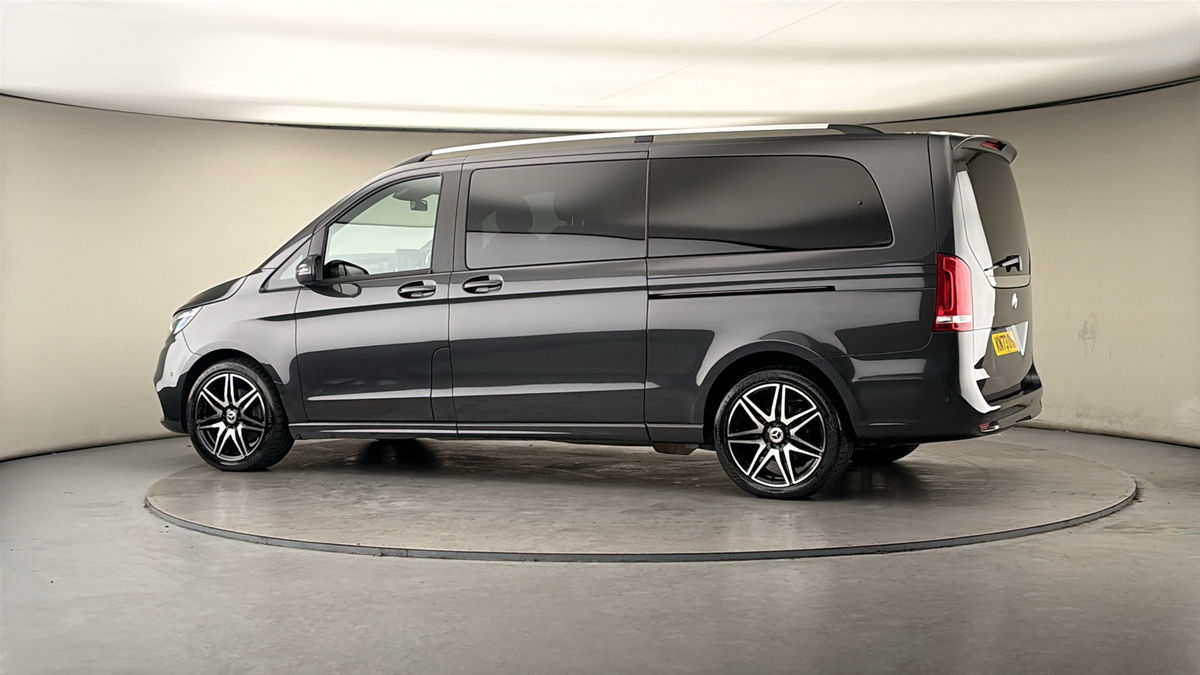 More views of Mercedes-Benz V Class