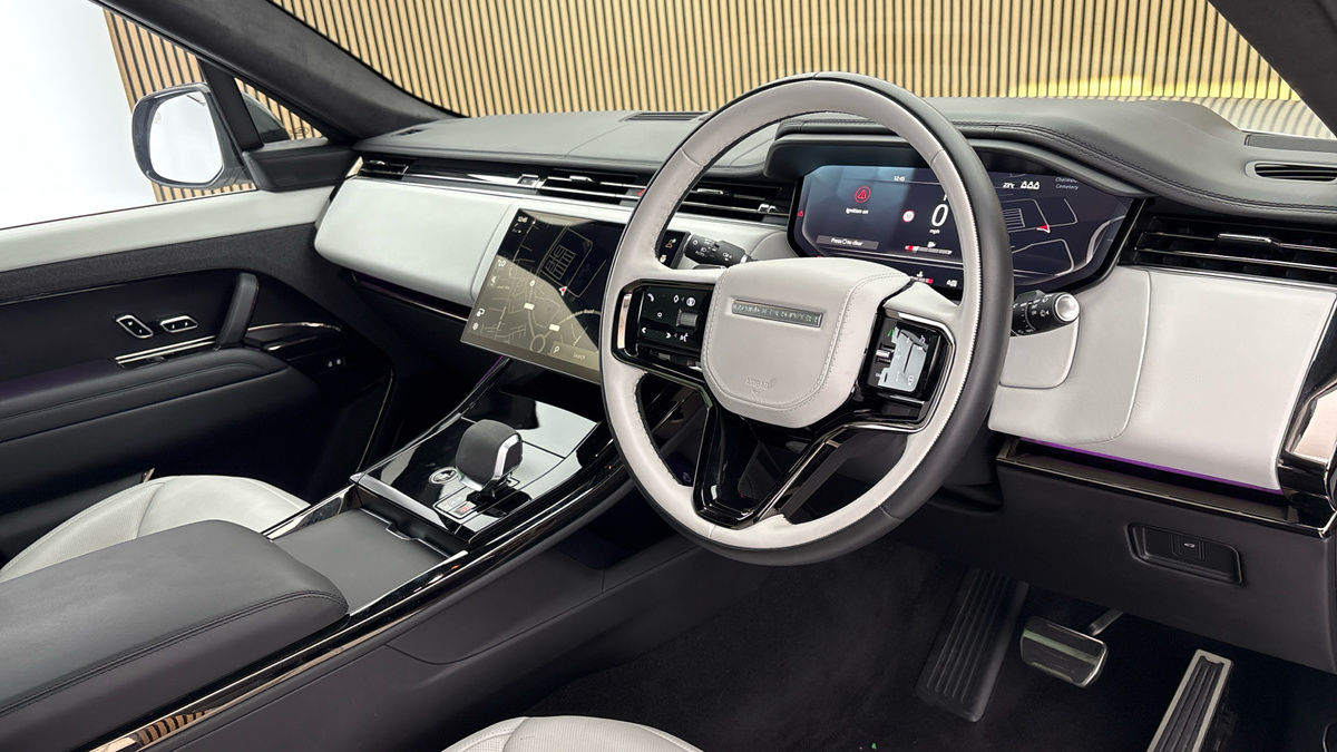 Land Rover Range Rover Sport Urban Image 5