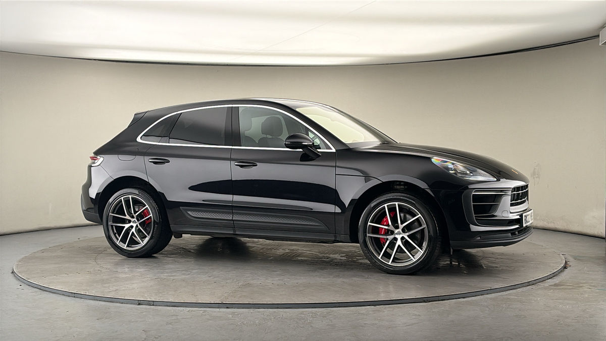 More views of Porsche Macan