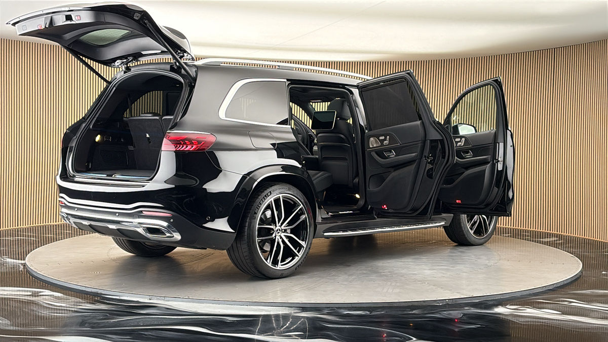 More views of Mercedes-Benz GLS