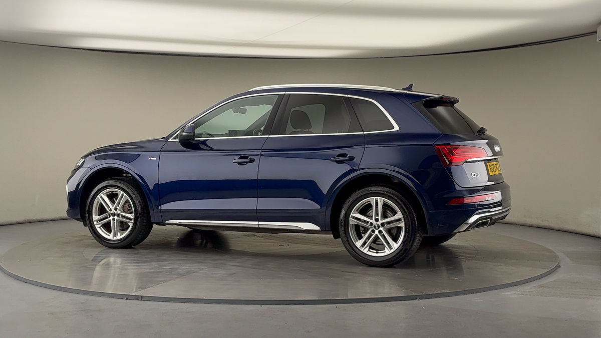 More views of Audi Q5