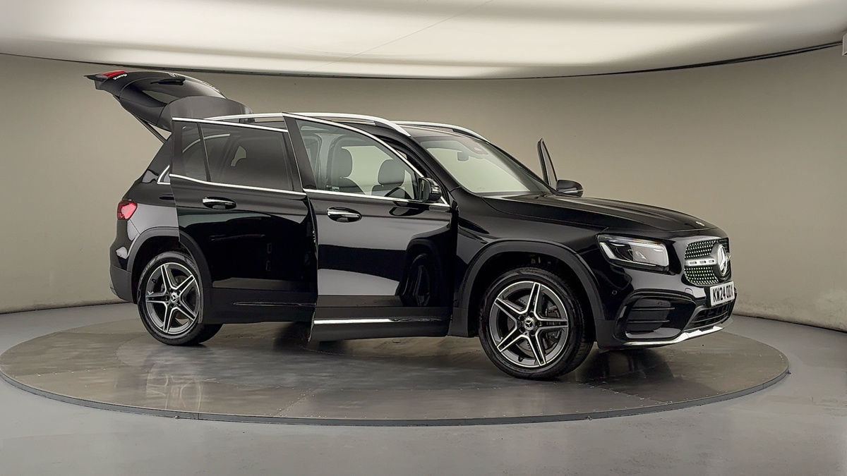 More views of Mercedes-Benz GLB