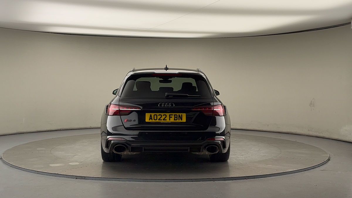 Audi RS4 Avant Image 4