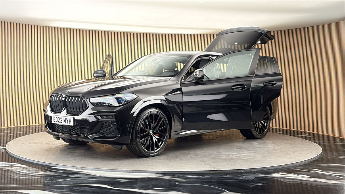 BMW X6 Image 22