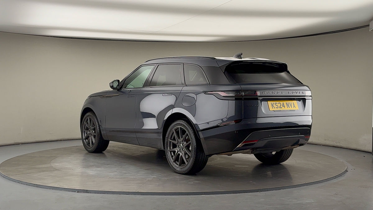 Land Rover Range Rover Velar Image 2