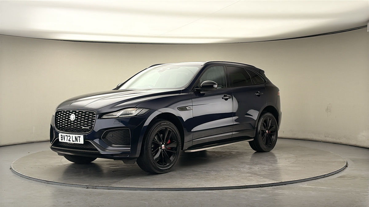 Jaguar F-PACE Image 20
