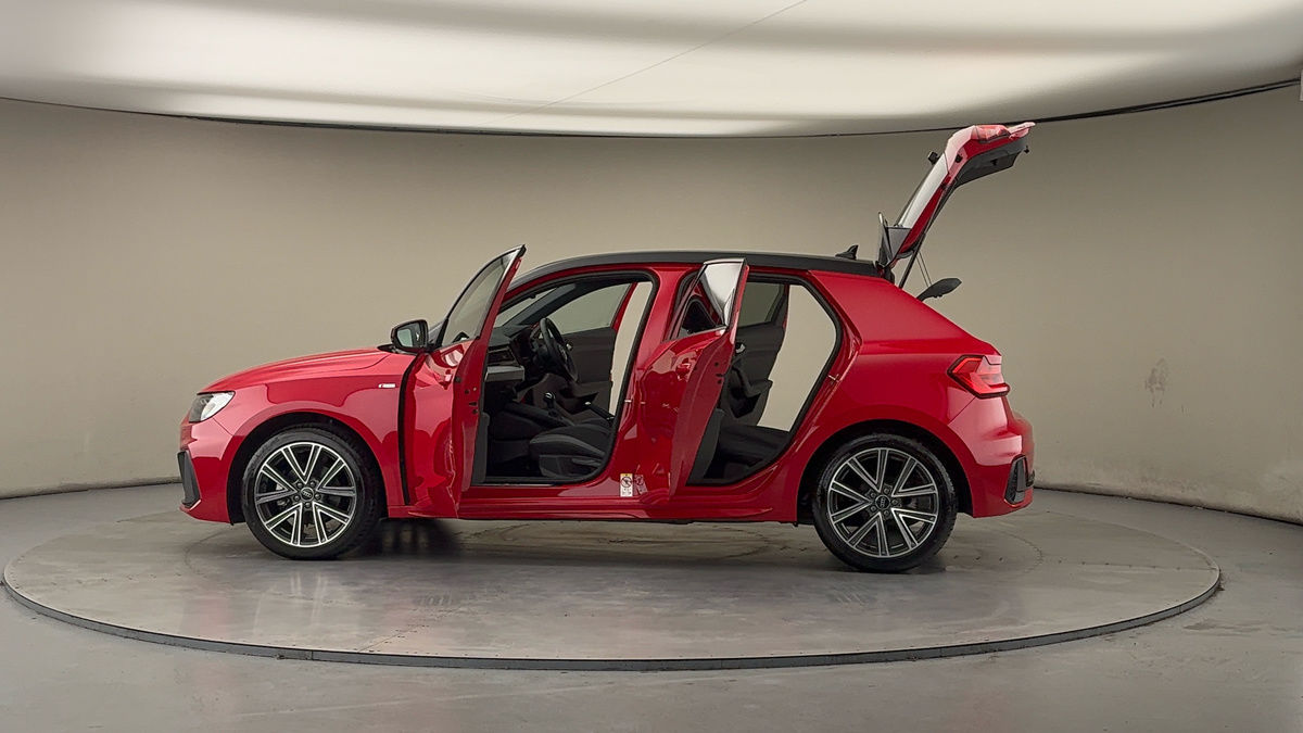 More views of Audi A1