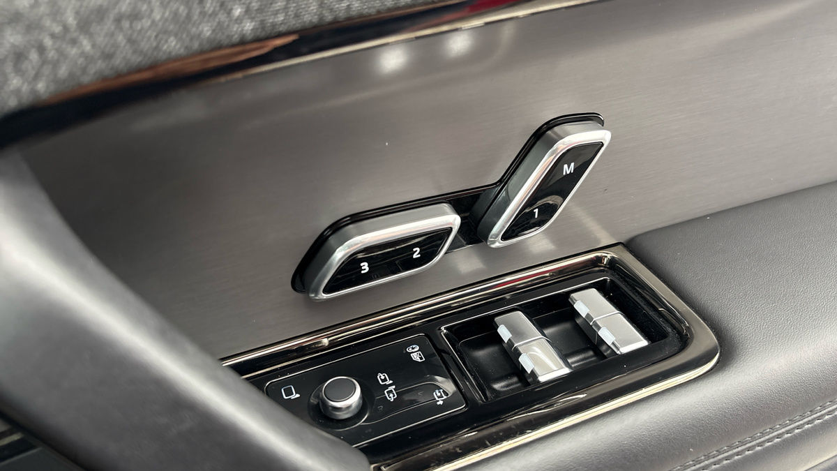 Land Rover Range Rover Sport Image 26