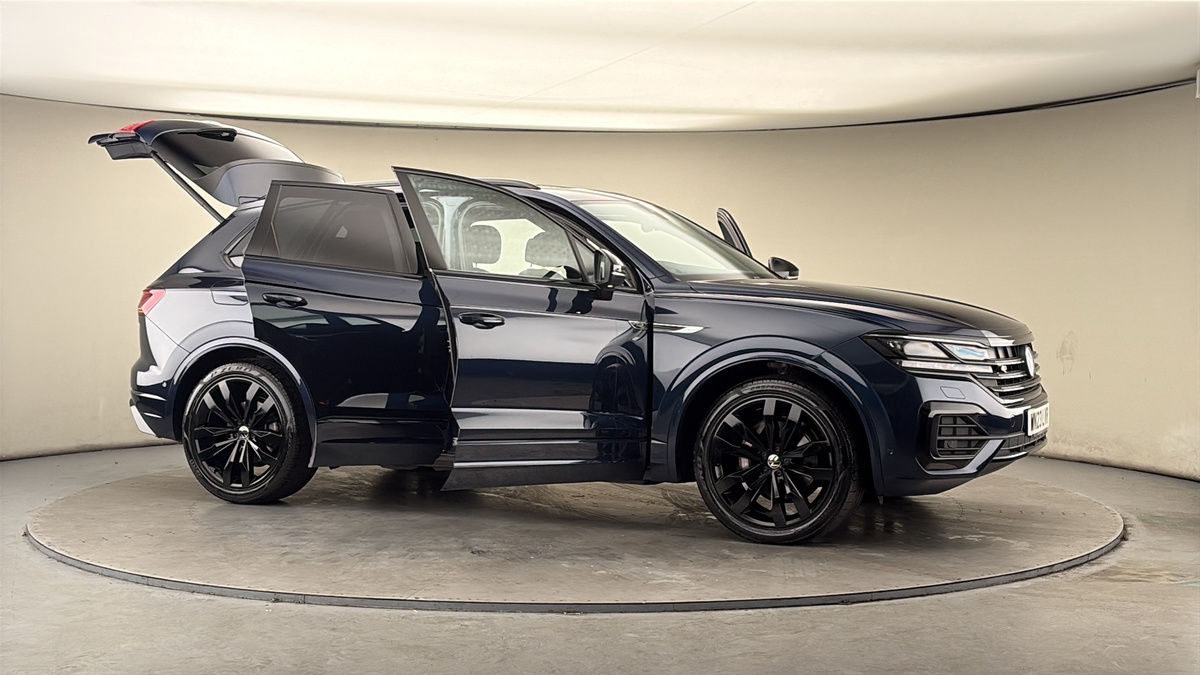 More views of Volkswagen Touareg