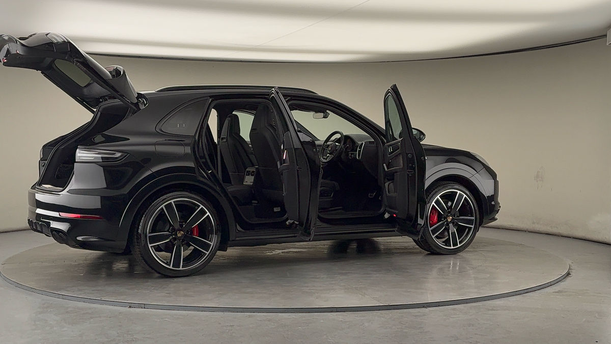 More views of Porsche Cayenne